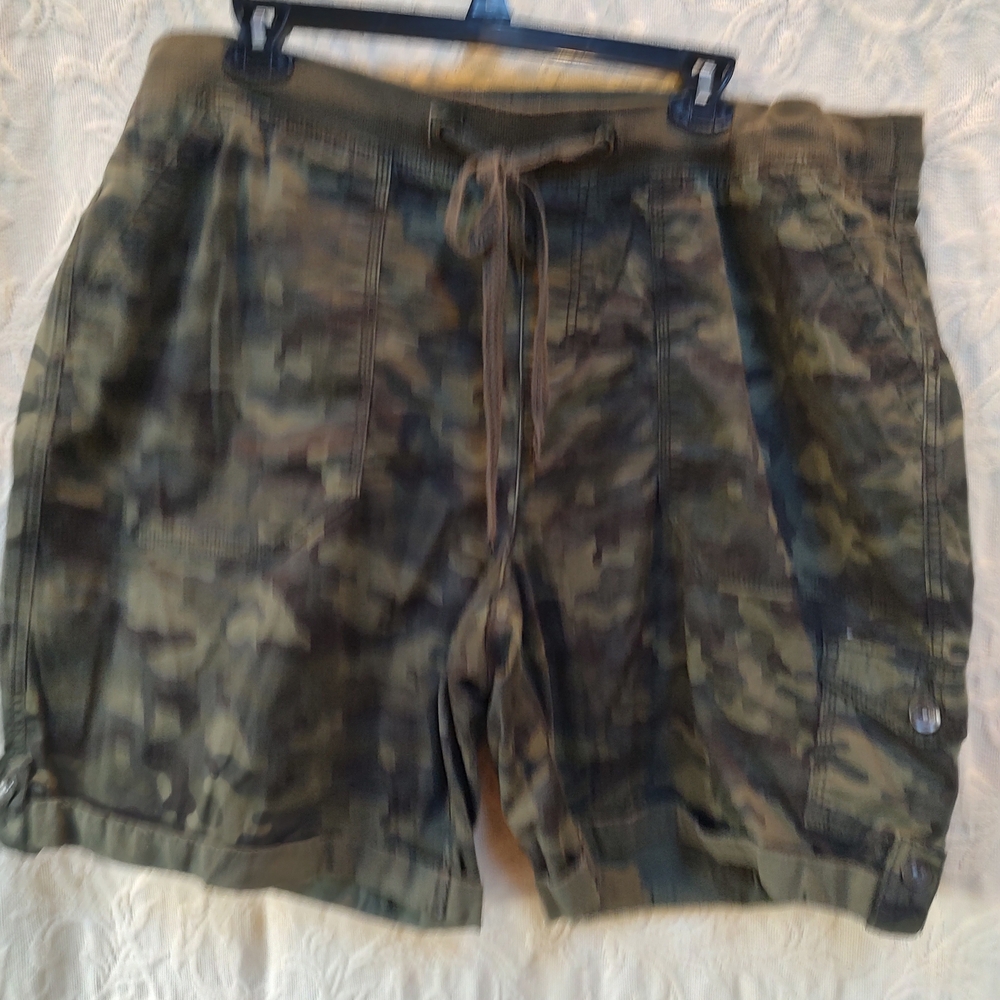Levi's Olive Green Cargo Shorts